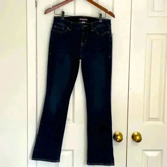 Tommy Hilfiger Mid-Rise Flare Bottom  Stretch Jeans - Picture 1 of 4